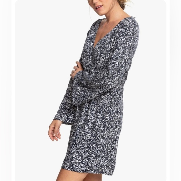 ROXY Blind Dreams Deep Vneck Faux Wrap In Mood Indigo Chaos Size Medium - Picture 5 of 15